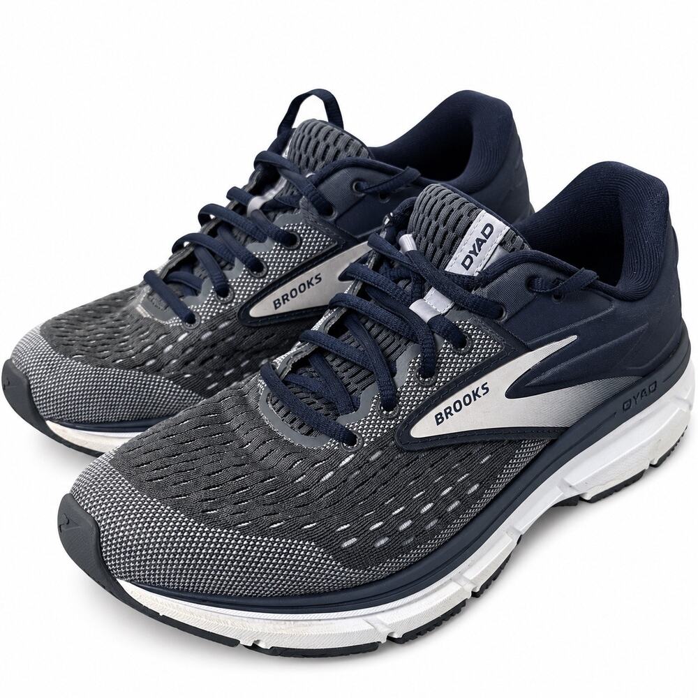 Brooks Dyad 11 Women’s Size 10 B Running Shoes Gray Navy Athletic Sneakers